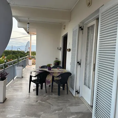 Lidas Golden View-all Around Veranda