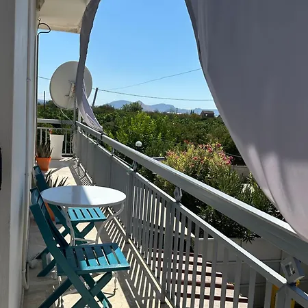 Apartment Lidas Golden View-all Around Veranda