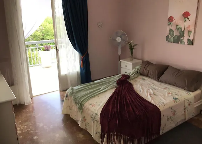 Lidas Golden View-all Around Veranda Lägenhet