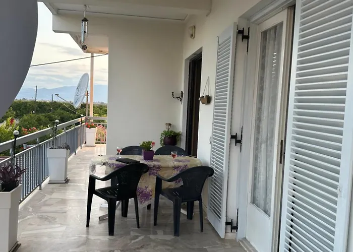 Lidas Golden View-all Around Veranda